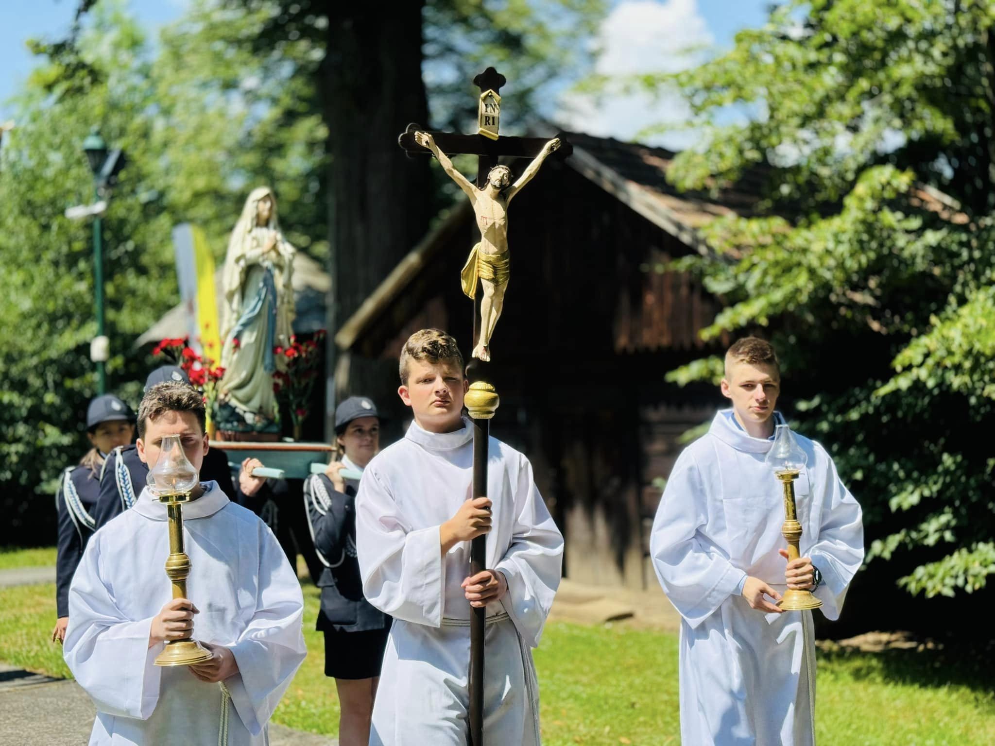 449510600_2332938353704863_494090437511675945_n