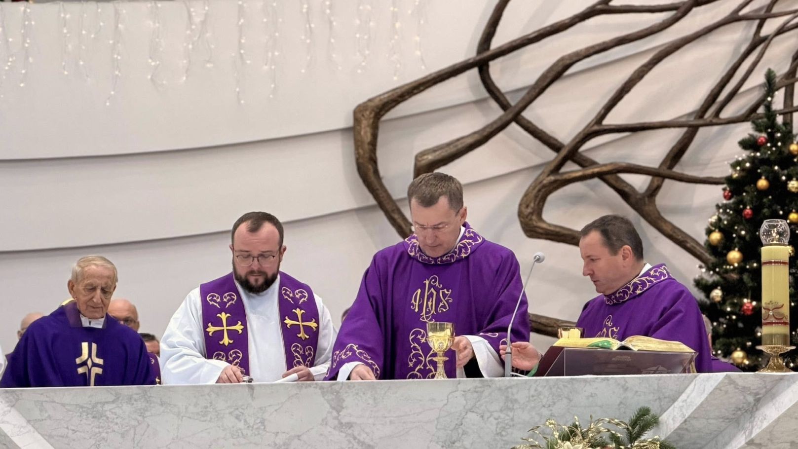 619146381_2859320727733287_8013524956010613626_n