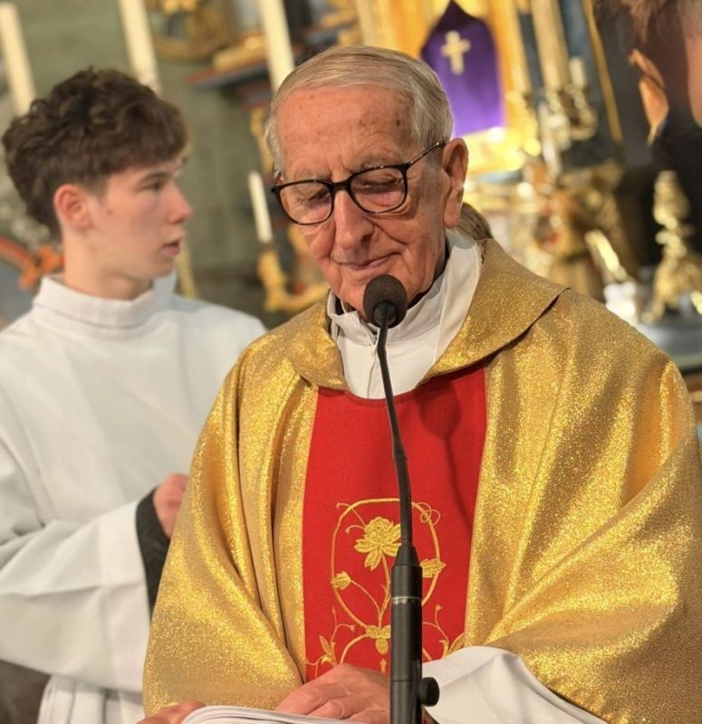 660304524_2924615444537148_504610201715121697_n